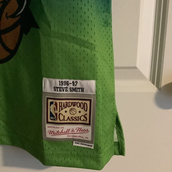 NWT Atlanta Hawks Mitchell & Ness Throwback Jersey Mens Medium - Picture 2 of 9